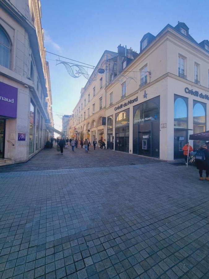 Sweet Nina Jazz Appartement Pour 5 Voyageurs, Situe A La Place De La Republique, Avec Parking Et Lit Queen Size 勒芒 外观 照片