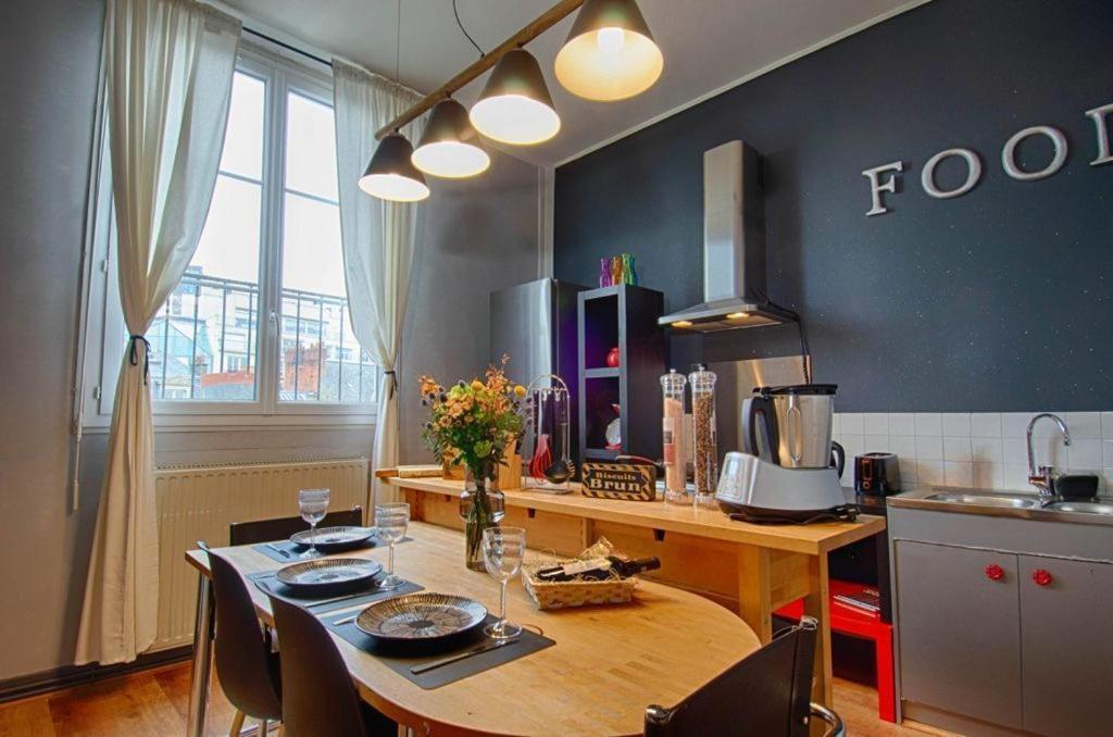 Sweet Nina Jazz Appartement Pour 5 Voyageurs, Situe A La Place De La Republique, Avec Parking Et Lit Queen Size 勒芒 外观 照片